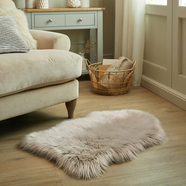 Tipped Faux Fur Pelt Rug image 1 of 4