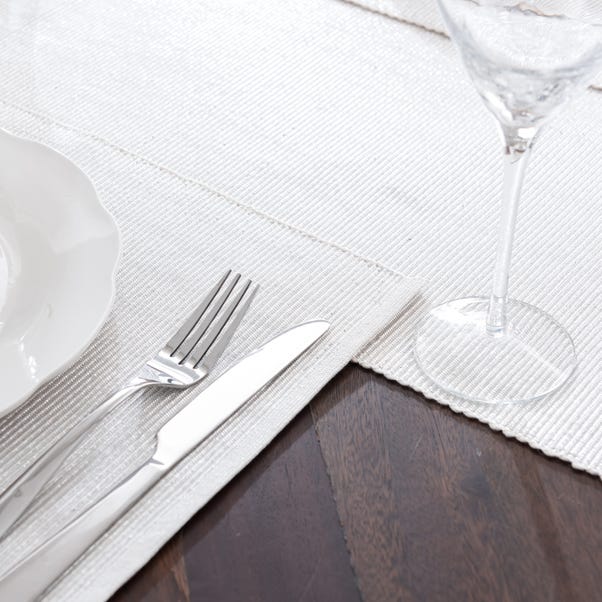 Set of 2 Metallic Ribbed Placemats Silver