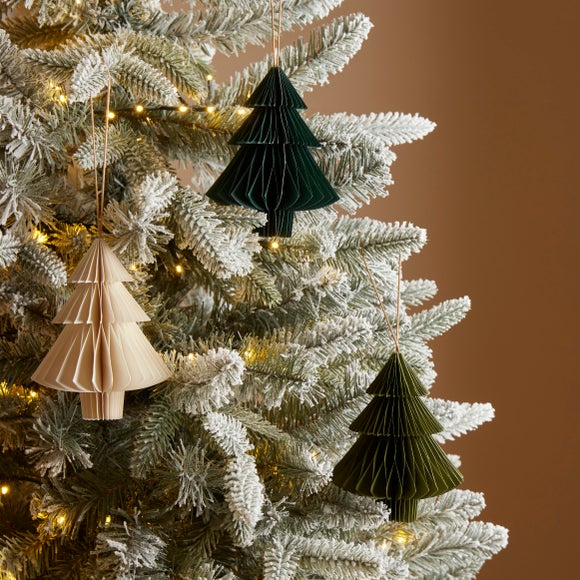 This year's best Christmas decoration trends – and when you should really  put your tree up