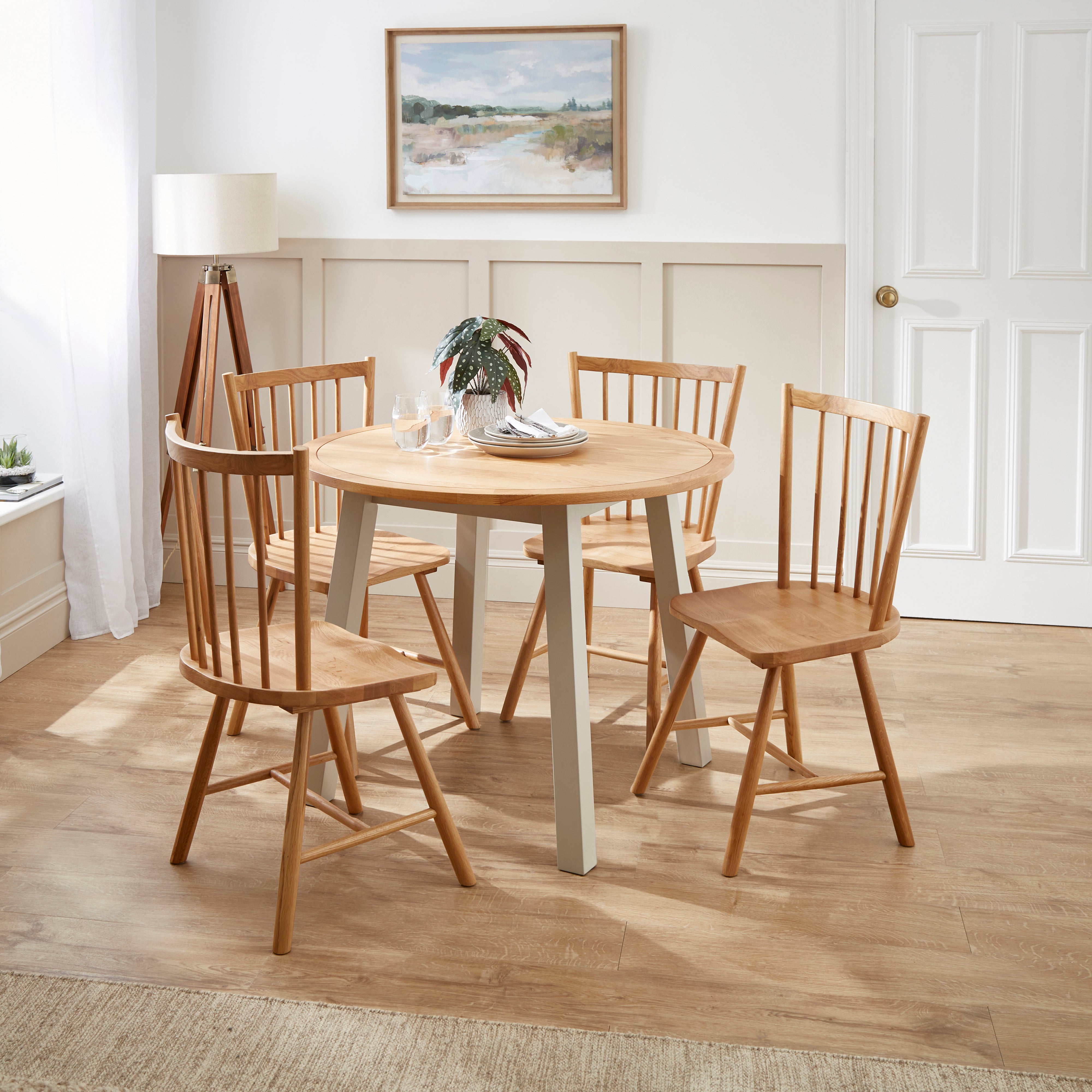 Clifford 4 Seater Round Dining Table