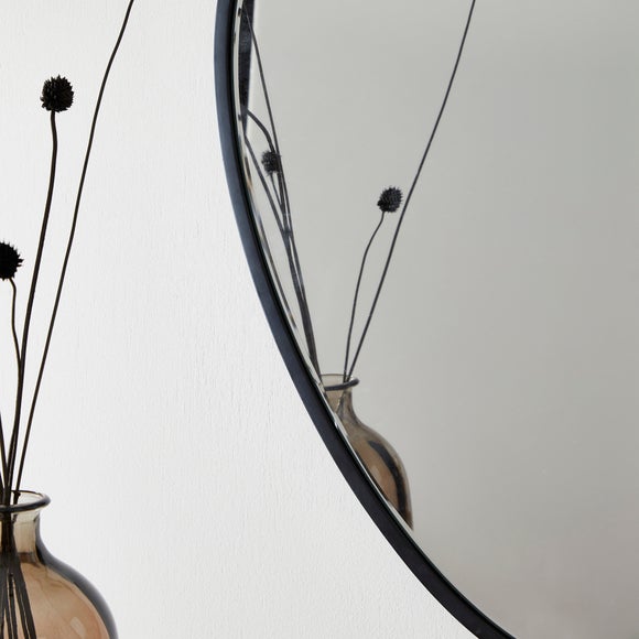 Carousel navigation image position 4 of 4