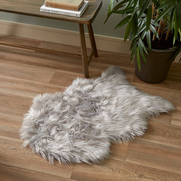 Faux Sheepskin Pelt Rug