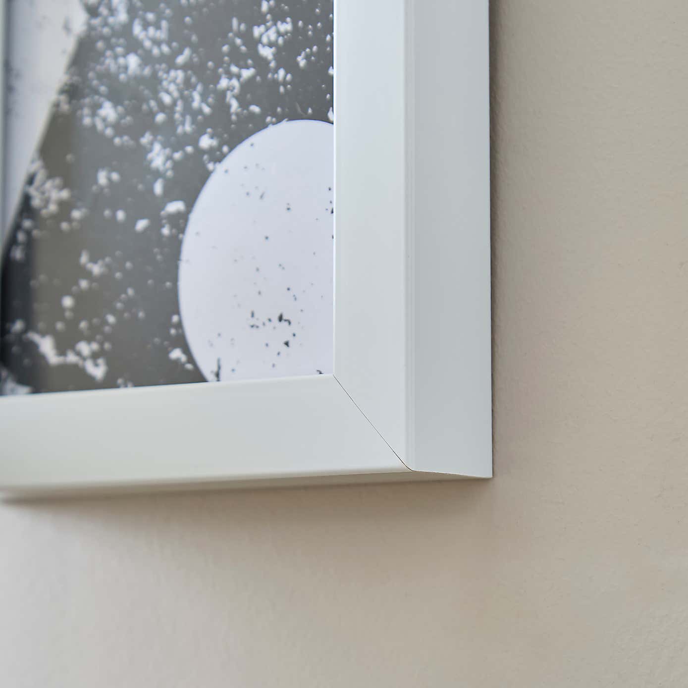 Carousel zoom image position 2 of 2