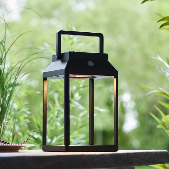 solar post cap lights 5x5