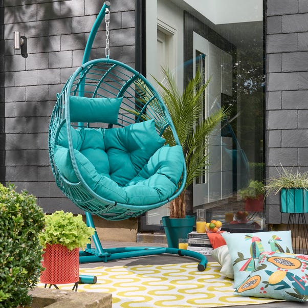 Elements Peacock Hanging Egg Chair Peacock