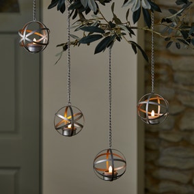 Pack of 4 Silver LED Hanging Solar Tea Lights 