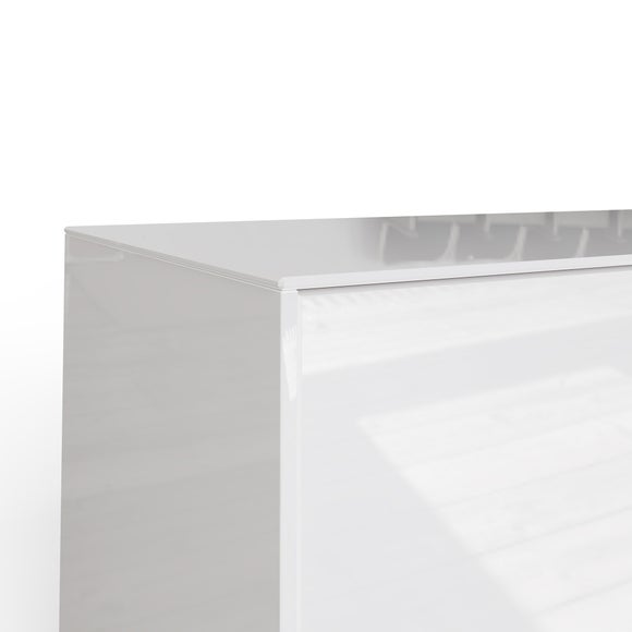 Carousel navigation image position 7 of 9