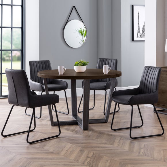 Click to view product details and reviews for Brooklyn 4 Seater Round Dining Table Oak.