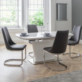 Como High Gloss Extendable Dining Table with 4 Dining Chairs