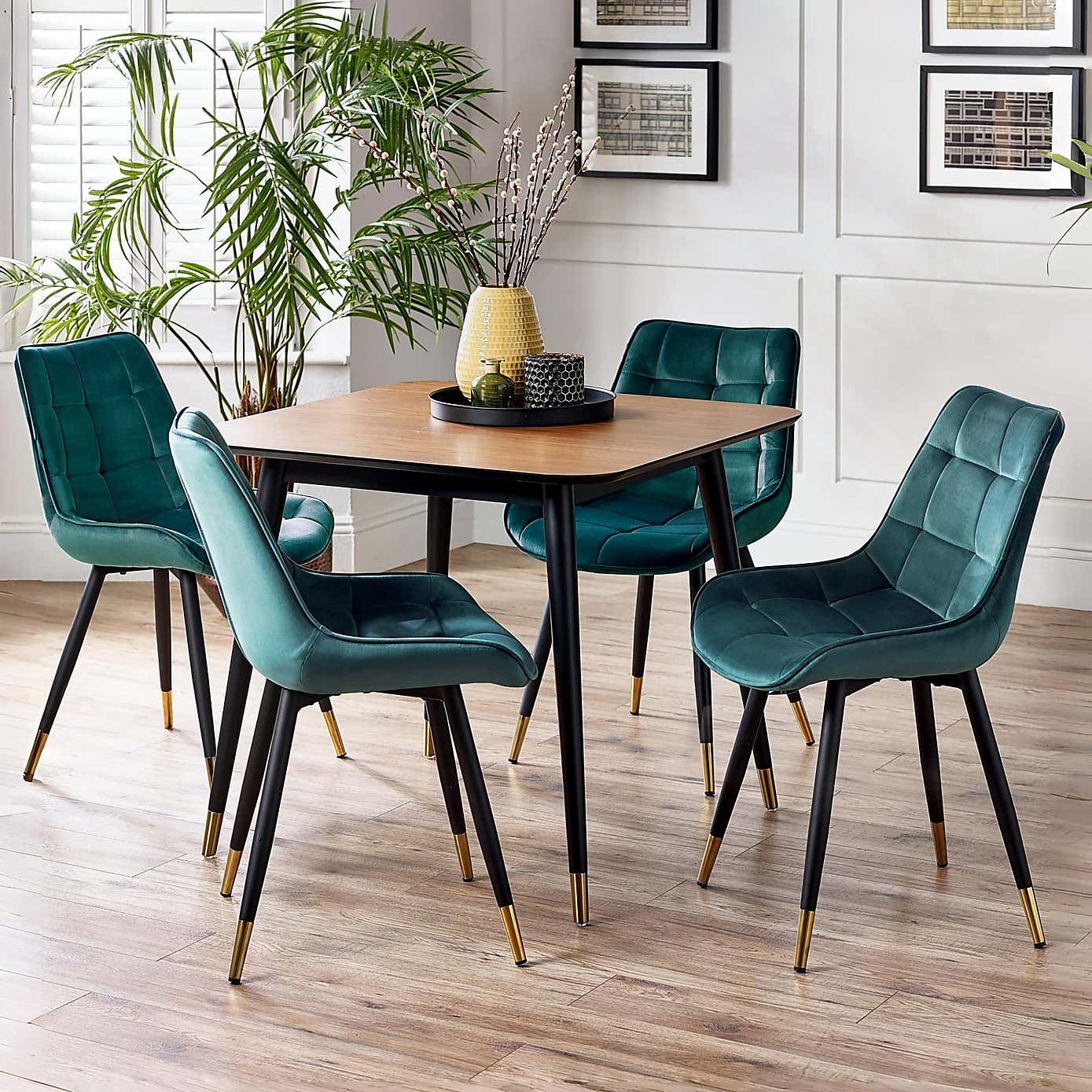 Carousel zoom image position 8 of 10