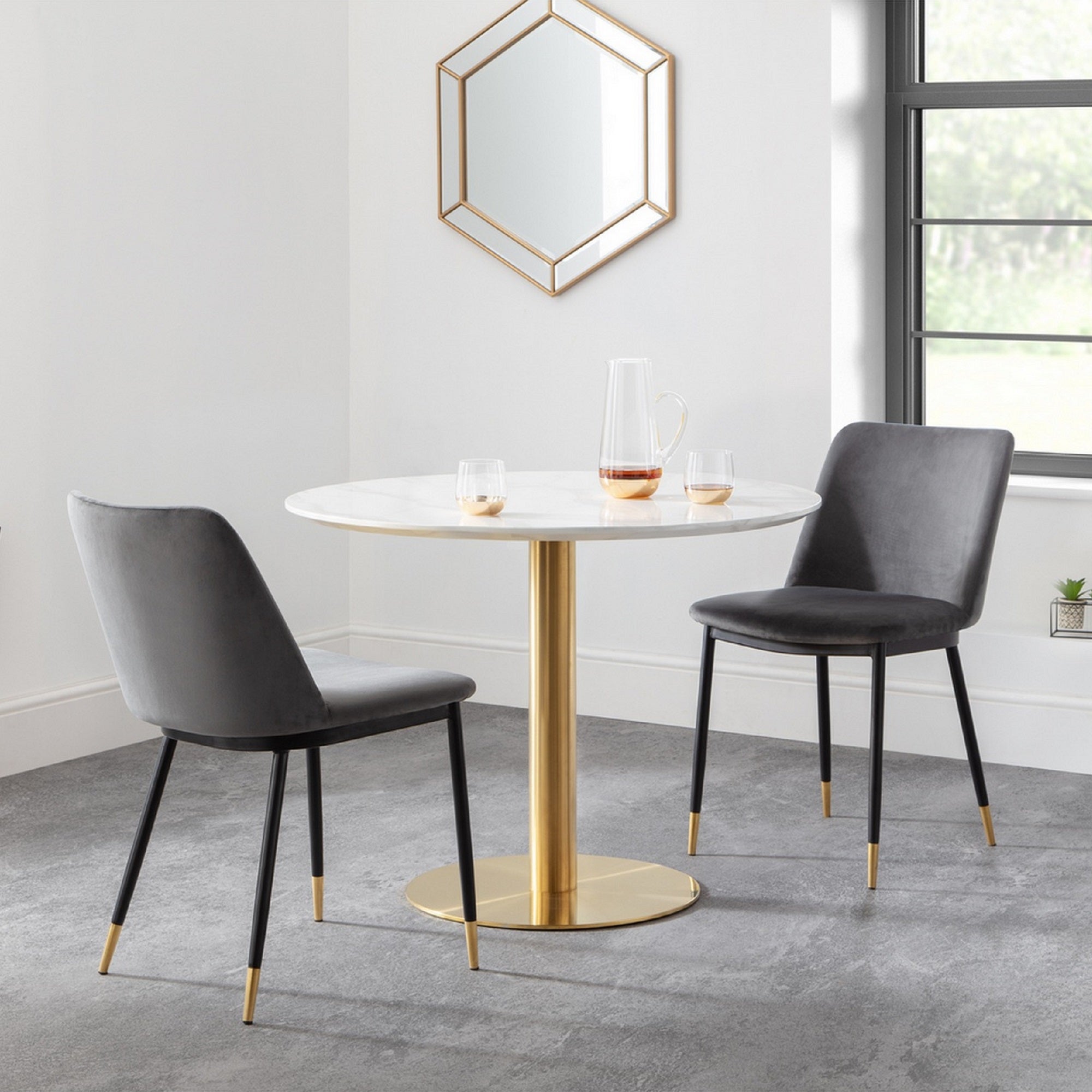 Palermo Round Dining Table With 2 Delaunay Chairs Grey