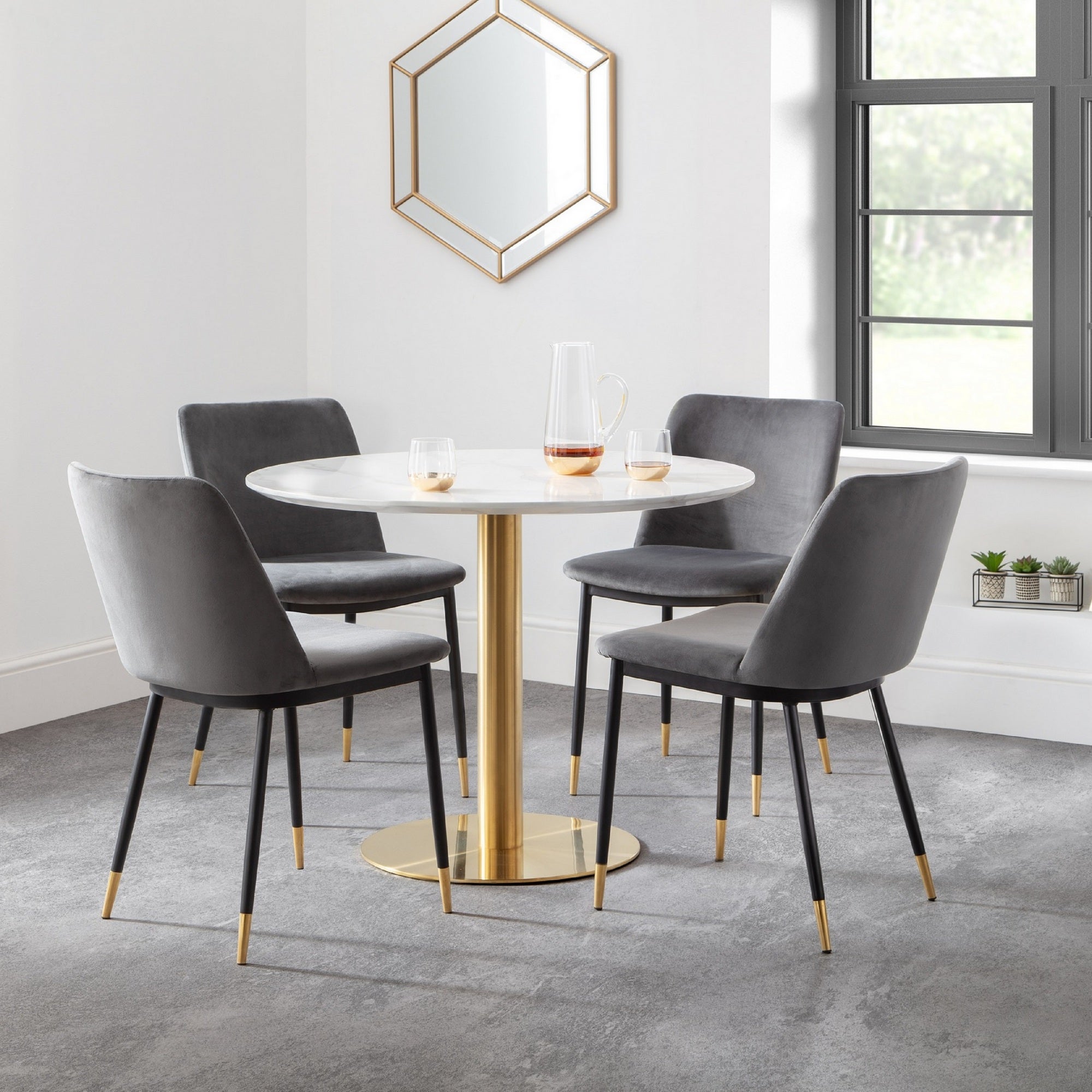 Palermo Round Dining Table With 4 Delaunay Chairs Grey