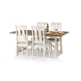Pembroke Rectangular Dining Table with 4 Chairs