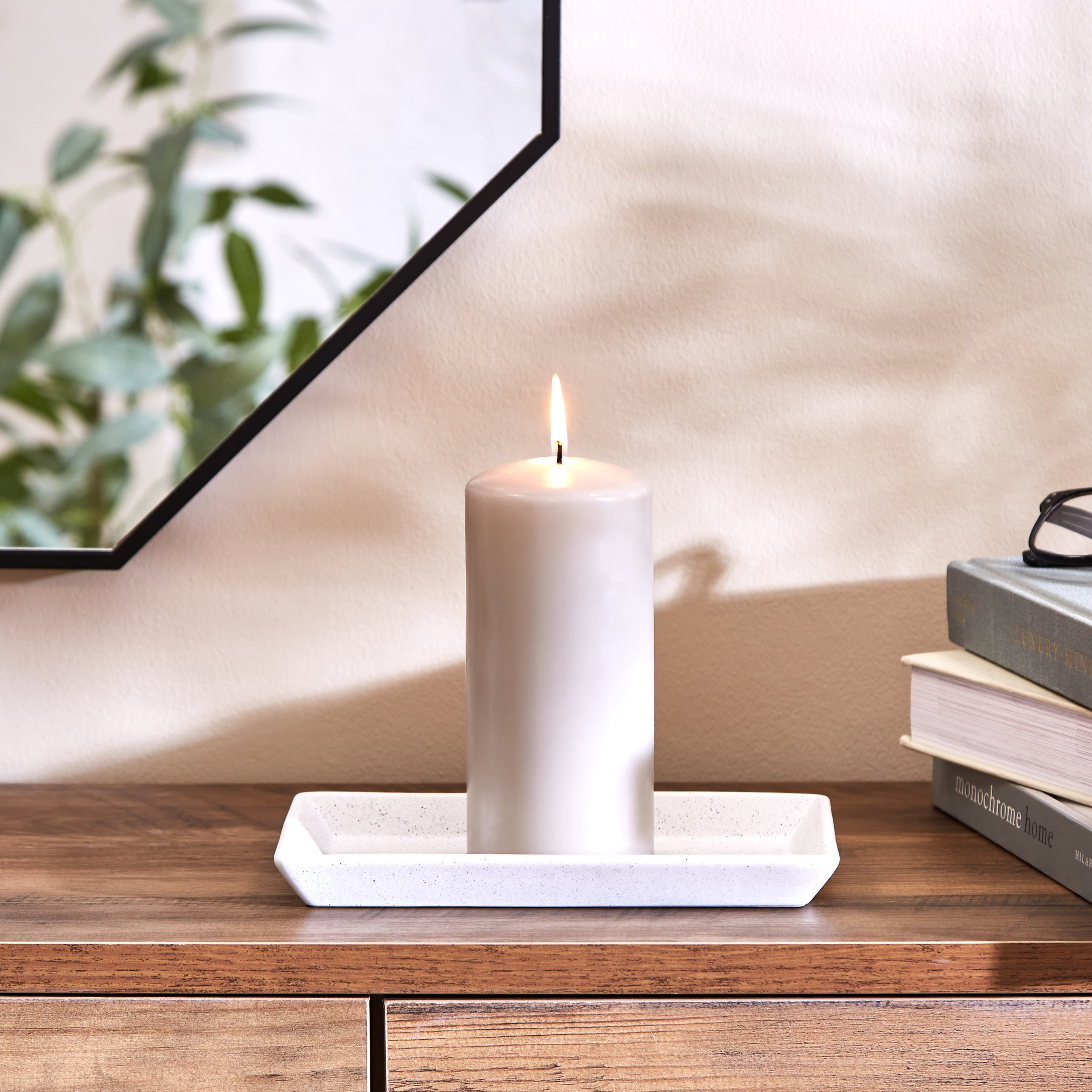 Image of Candle Plate, 20cm White