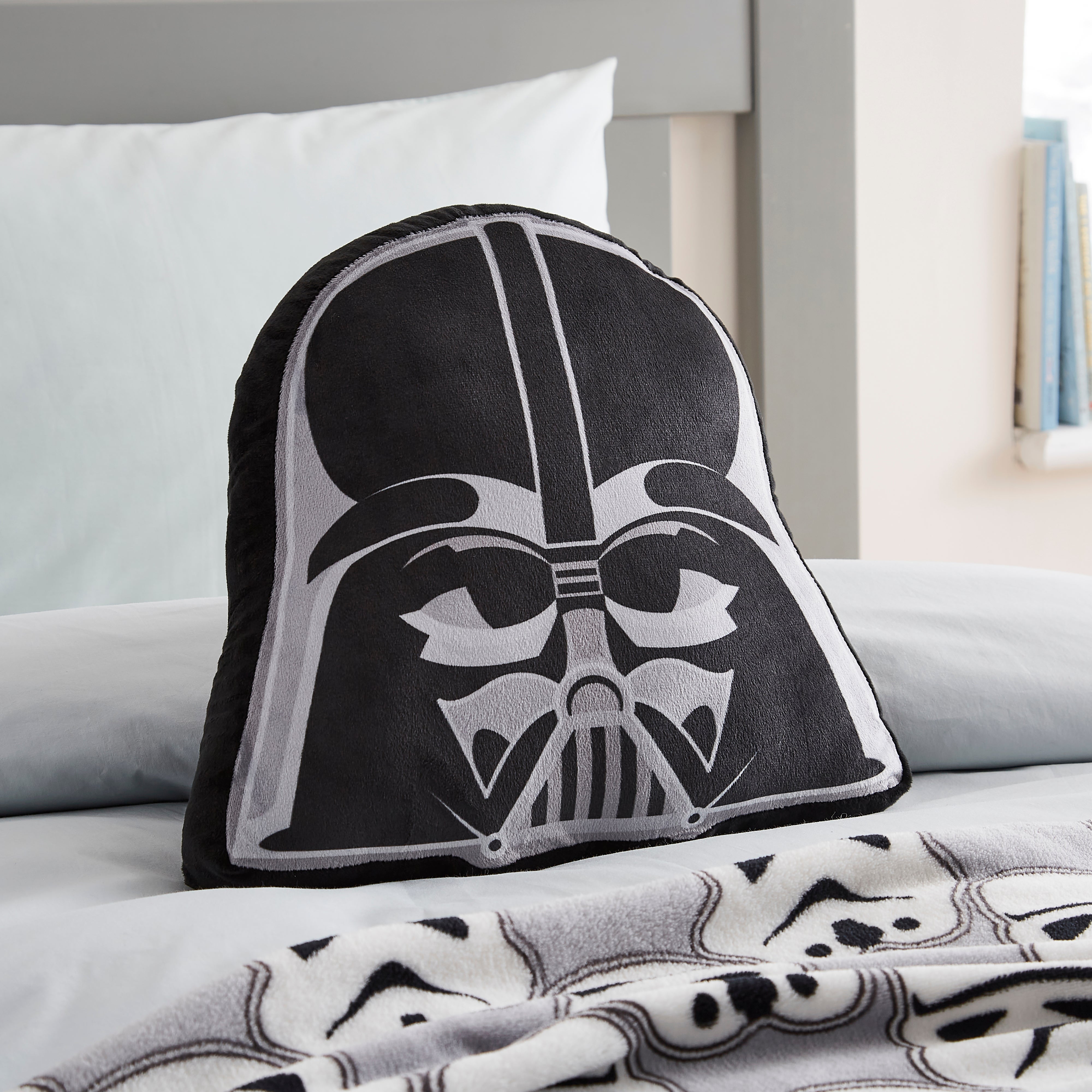 Star Wars Darth Vader Detailed Portrait Throw Pillow
