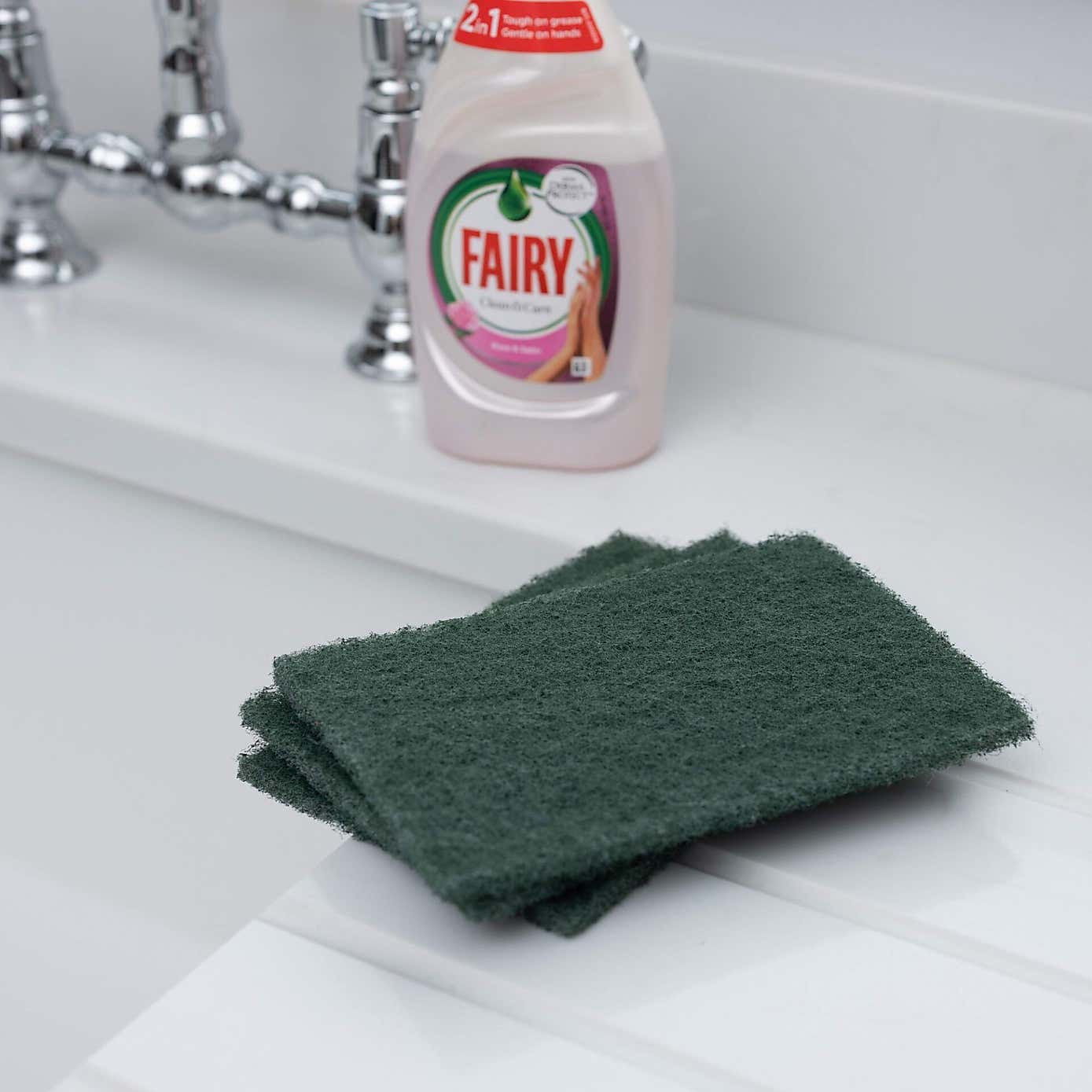 Carousel zoom image position 2 of 4