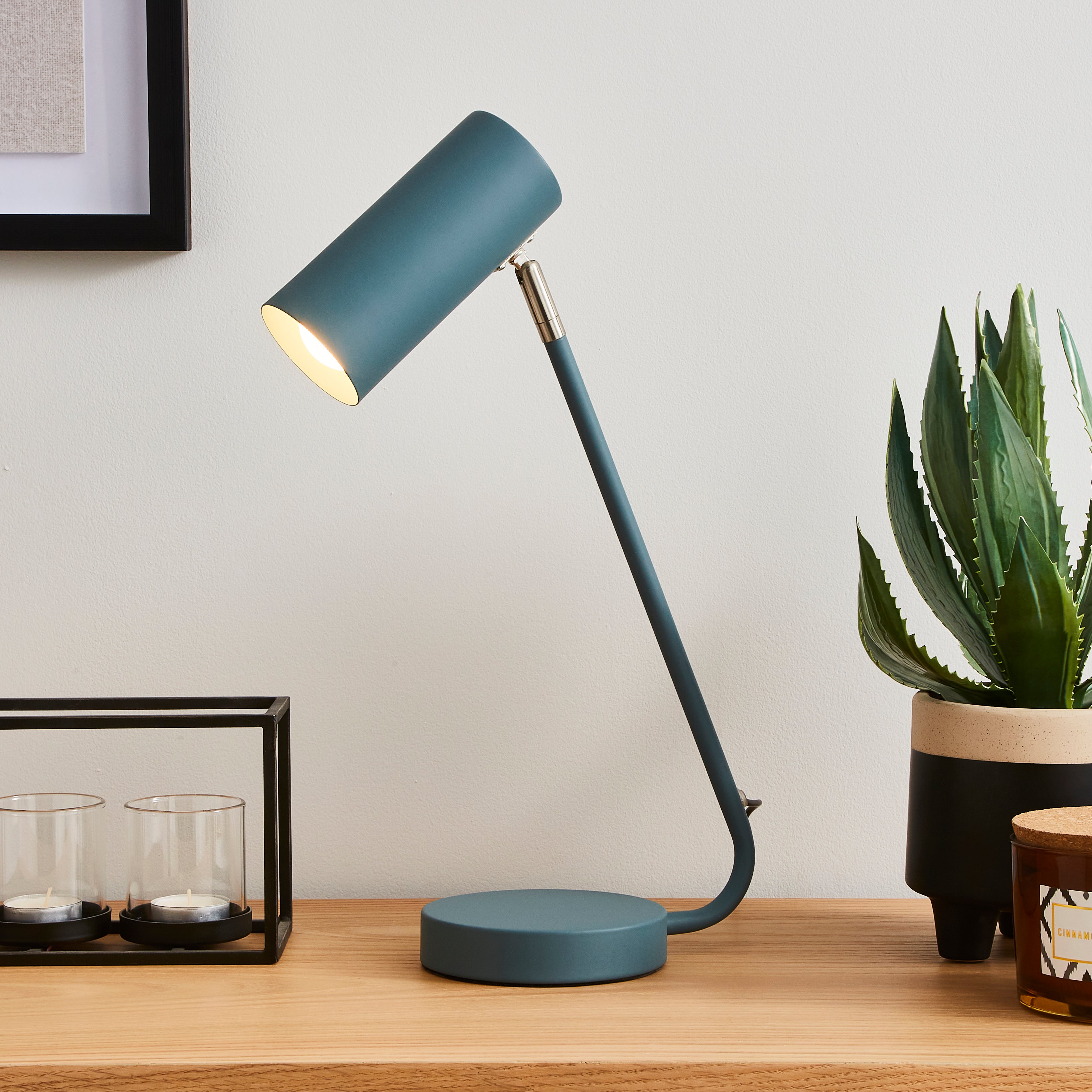 Lilou Integrated LED Touch Dimmable Table Lamp