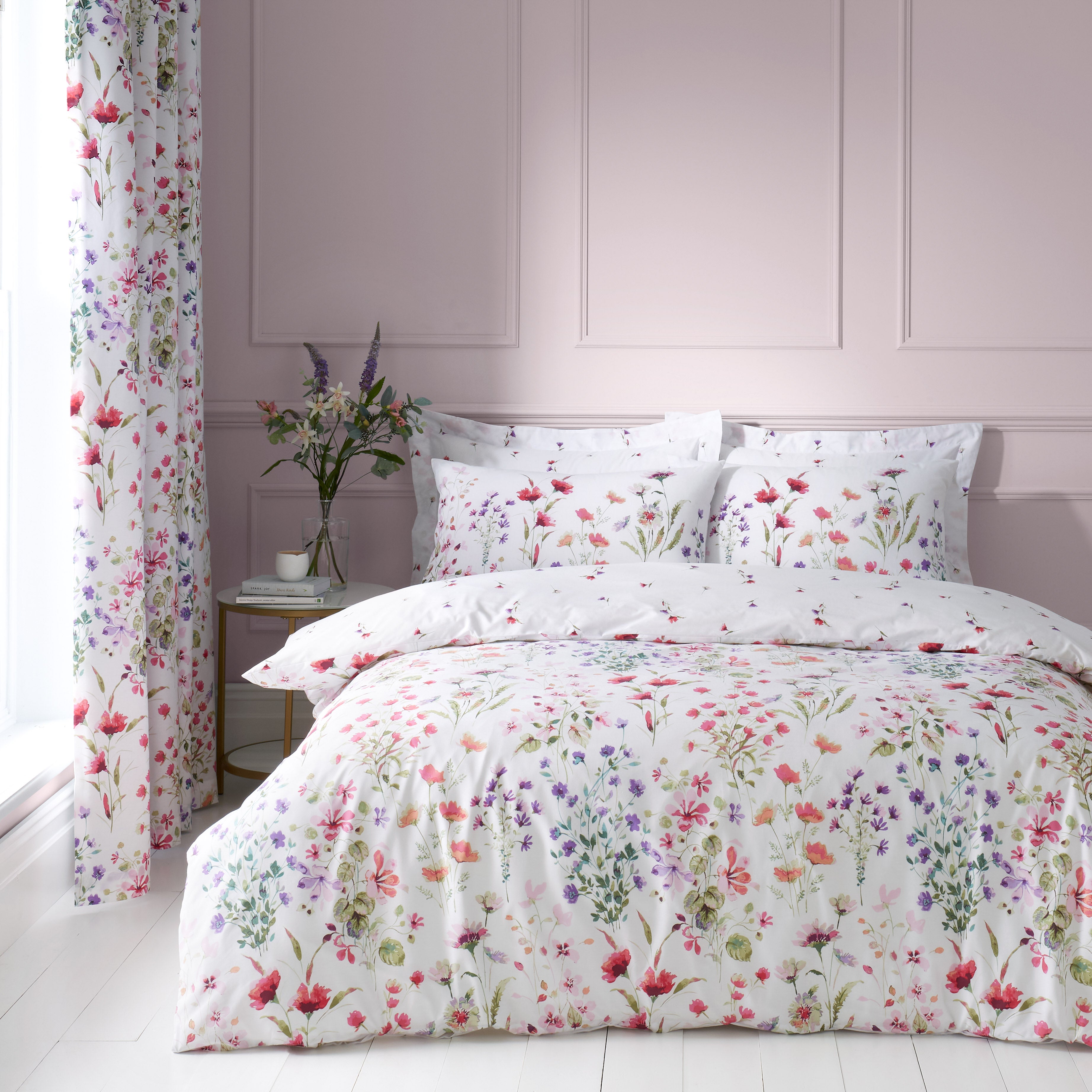 Watercoloured Floral Pink Duvet Cover And Pillowcase Set Pinkwhite