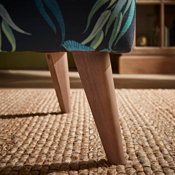 Carousel navigation image position 3 of 5