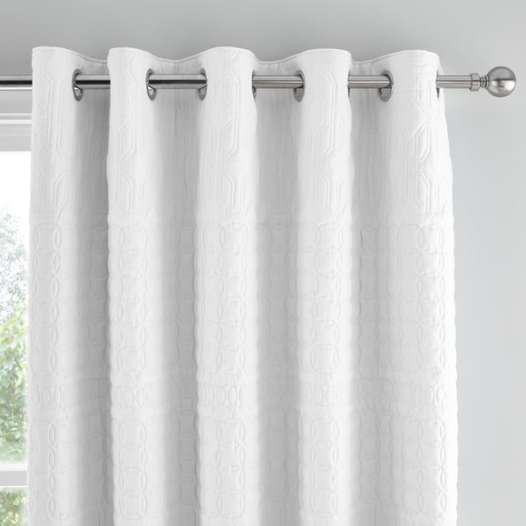 White deals window curtains