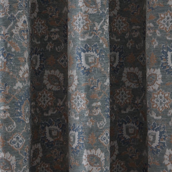 Carousel navigation image position 3 of 9