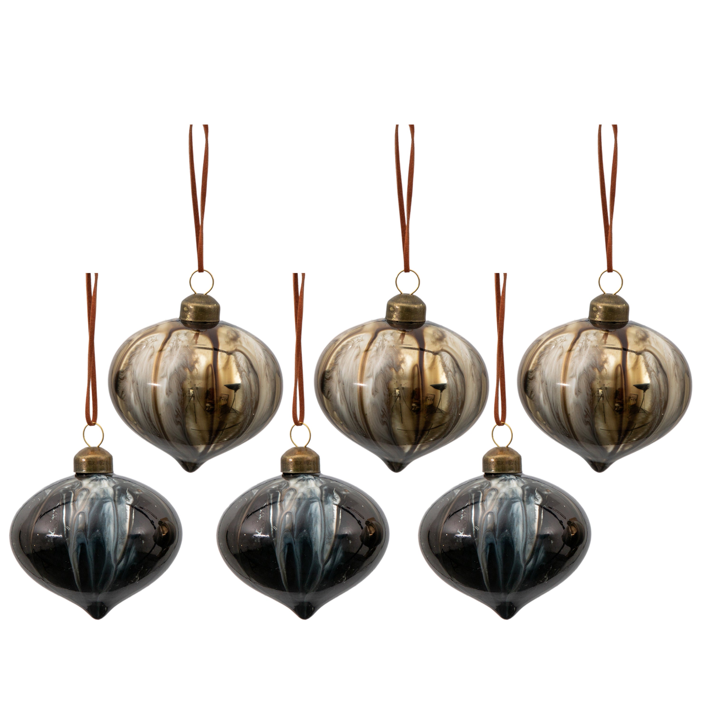 Christmas Baubles and Tree Decorations | Dunelm