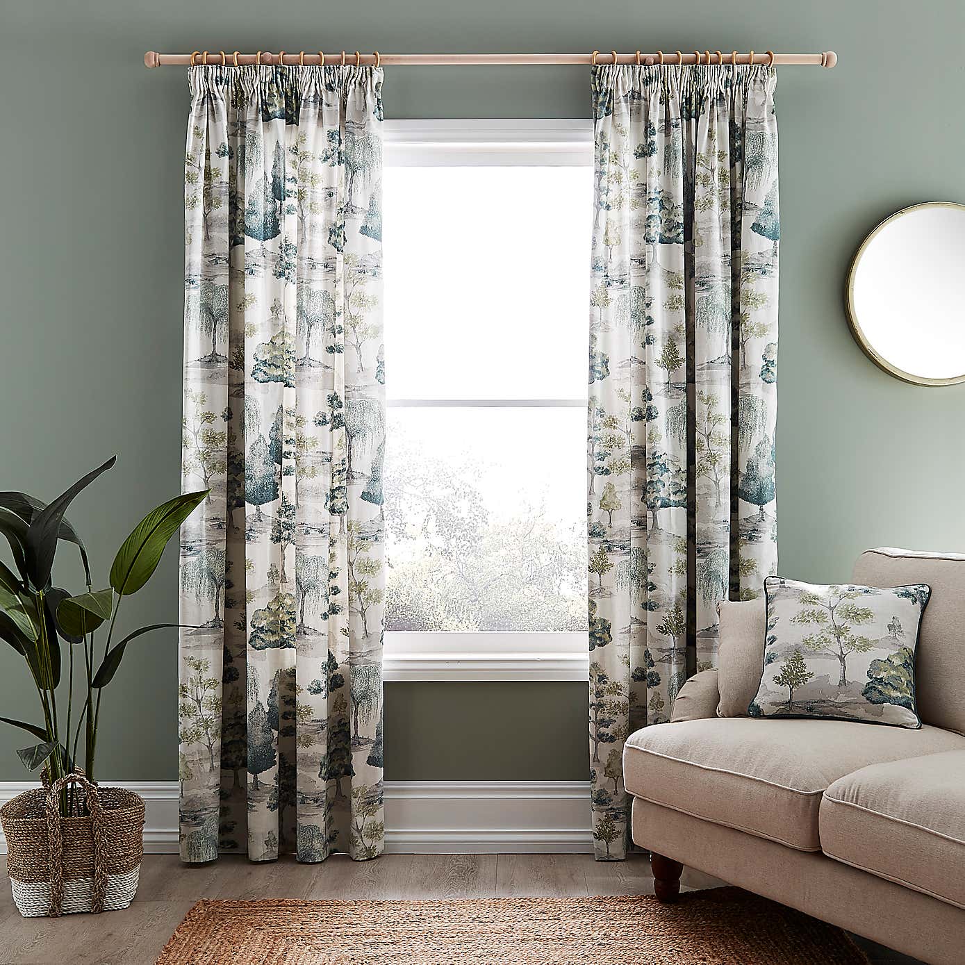 Carousel zoom image position 2 of 5