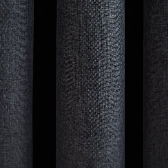 Carousel navigation image position 3 of 6