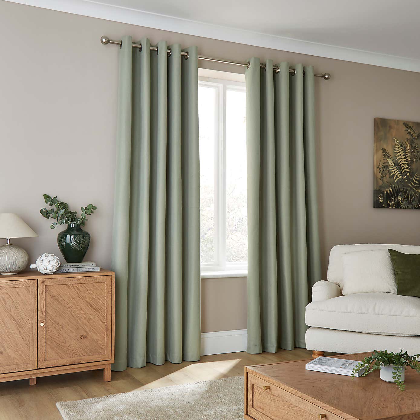 Carousel zoom image position 2 of 6