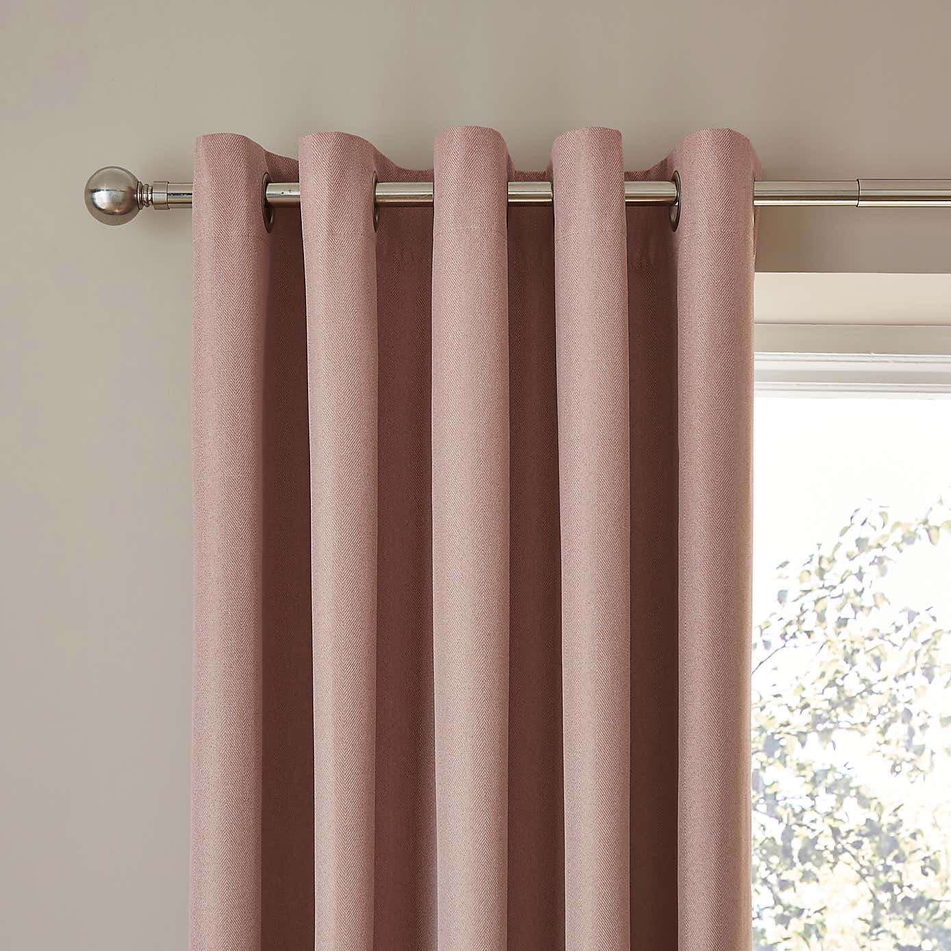 Carousel zoom image position 1 of 6