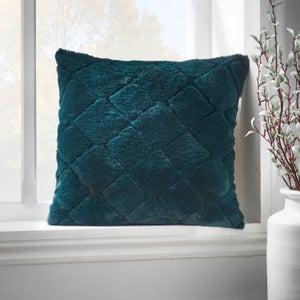 Catherine Lansfield Cosy Diamond Cushion