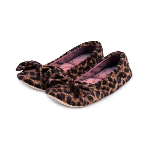 totes Isotoner Big Bow Animal Print Ladies Ballet Slippers | Dunelm totes Isotoner Big Bow Animal Print Ladies Ballet Slippers | Dunelm