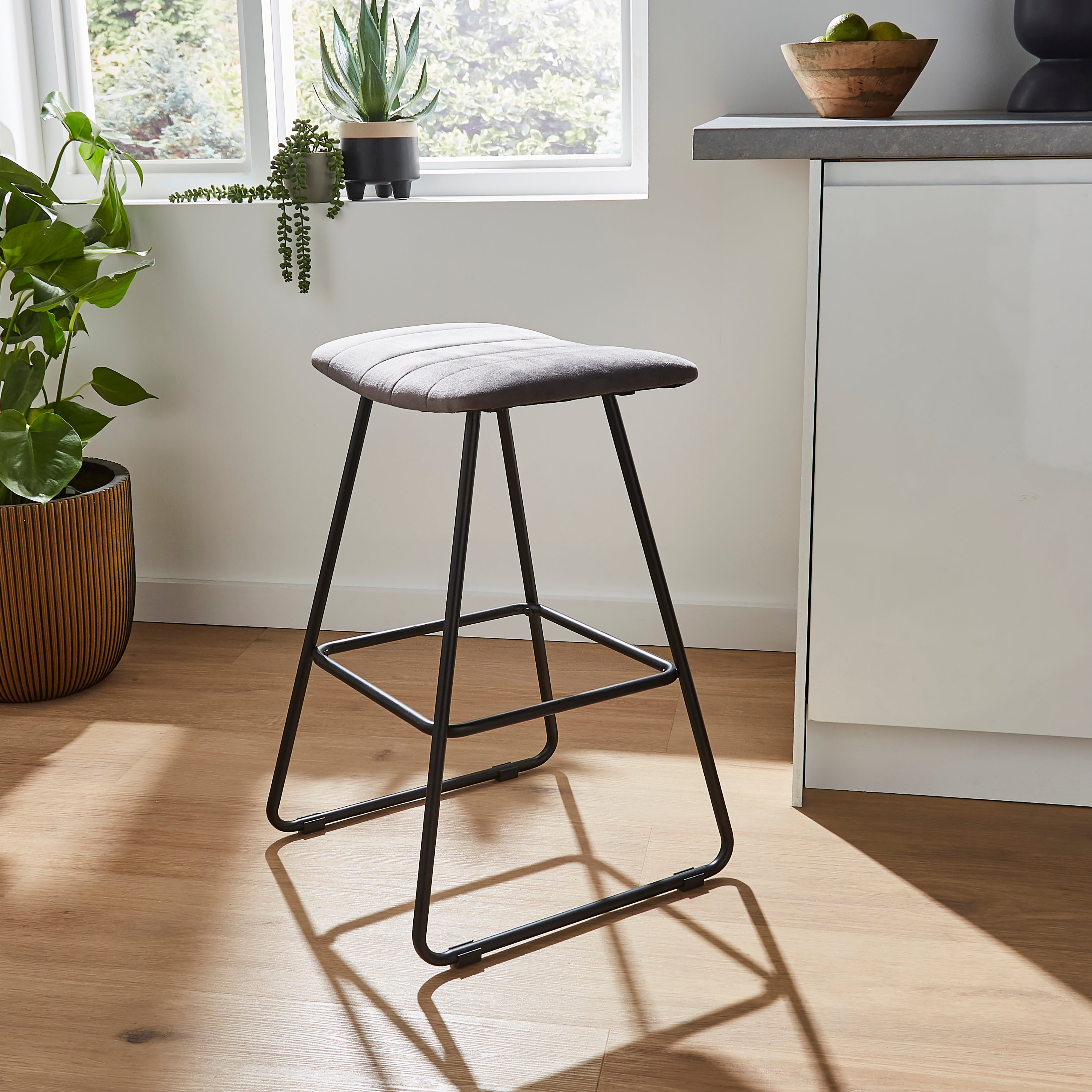 Alfie Bar Stool, Velvet