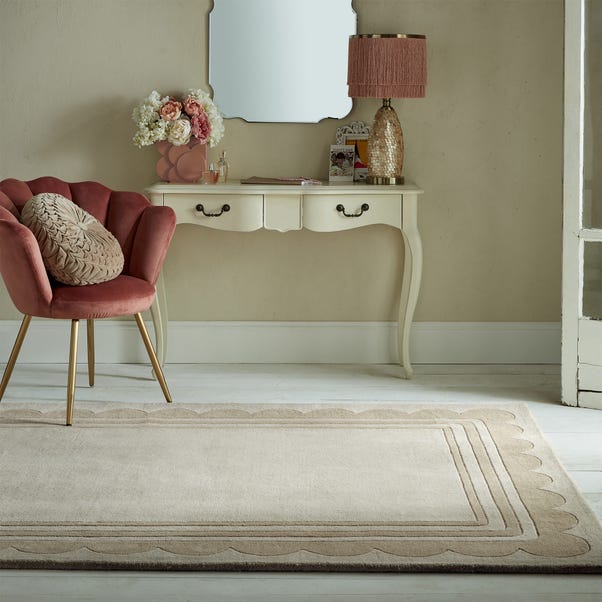Lois Scallop Border Wool Rug image 1 of 5
