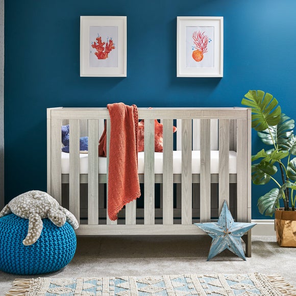 Baby on sale cot dunelm