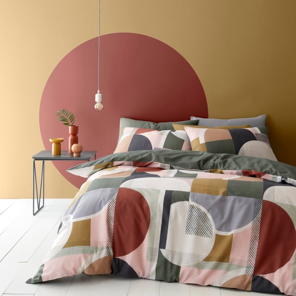 Lomas Green Reversible Duvet Cover And Pillowcase Set