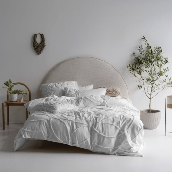 Linen House Manisha White 100% Cotton Duvet Cover & Pilowcase Set image 1 of 4