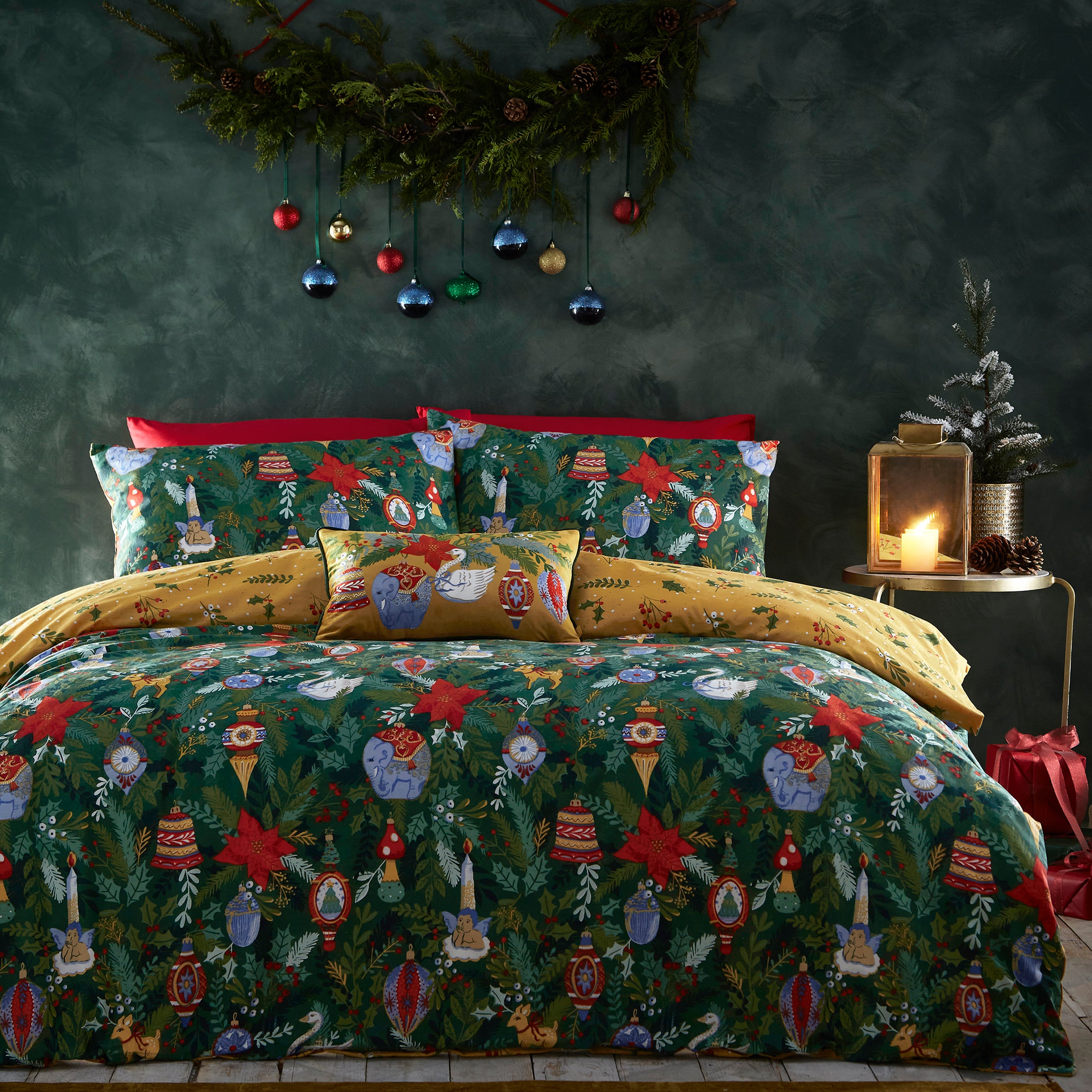 Furn Deck The Halls Pine Green Duvet Cover And Pillowcase Set Green