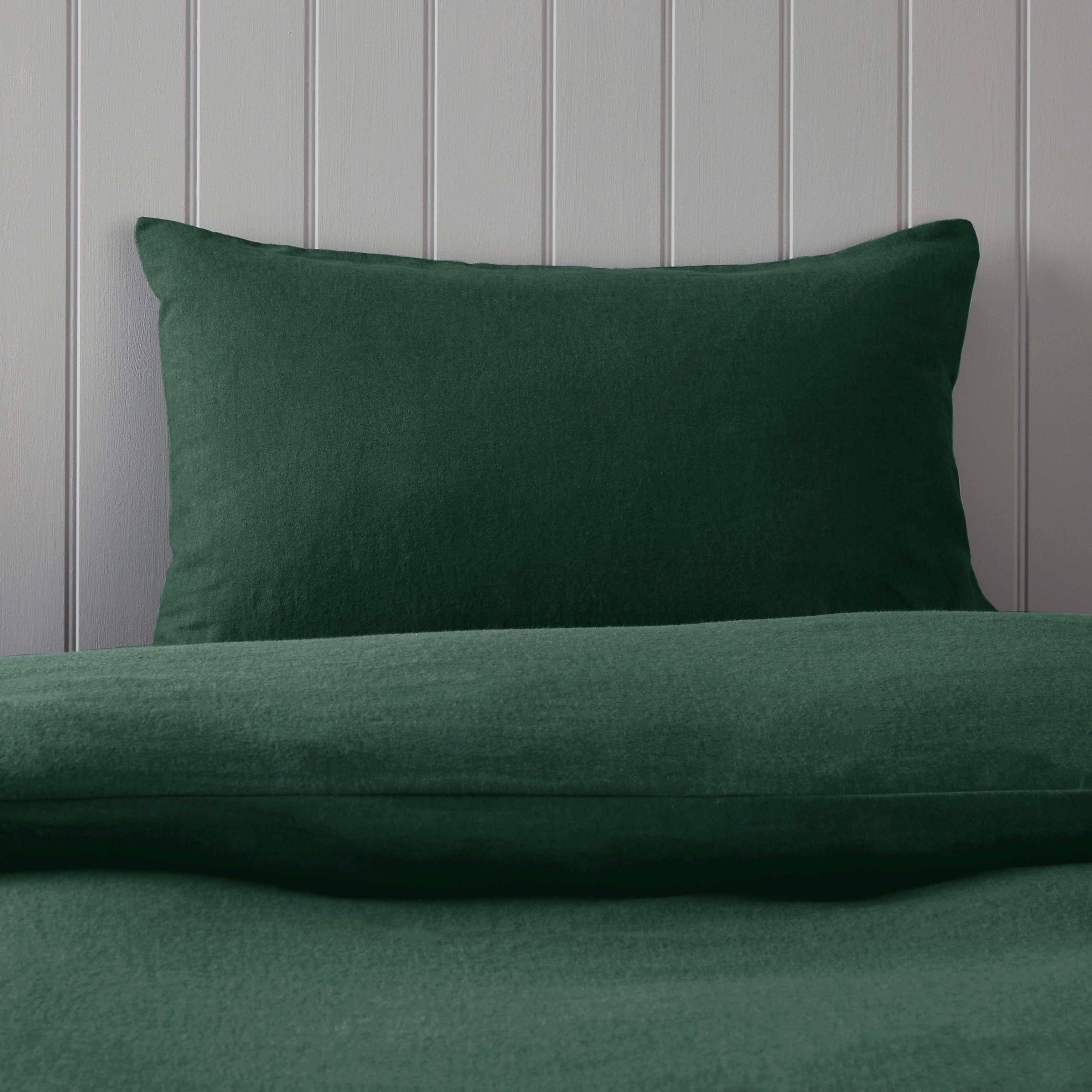 Green Pillowcases | Dunelm