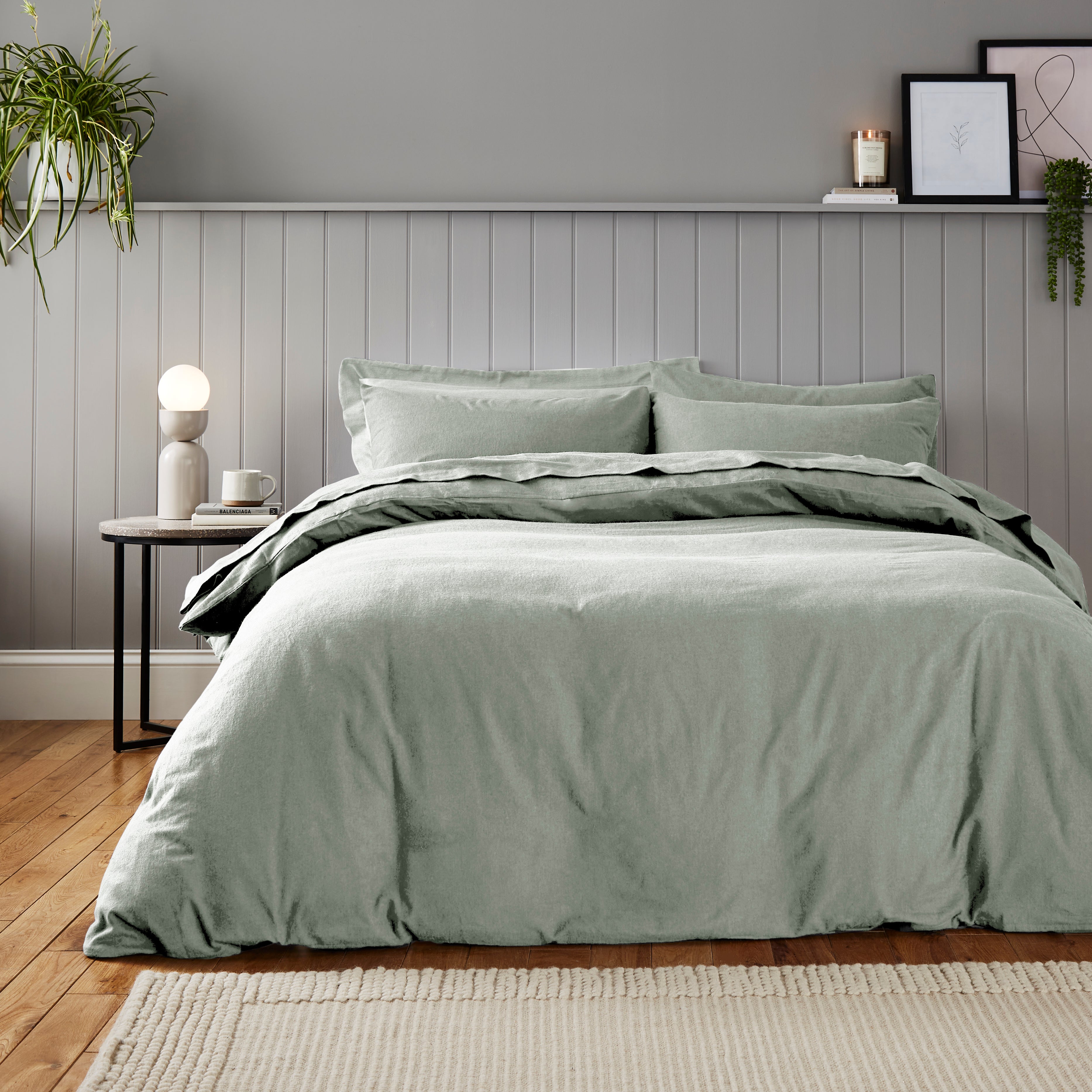 Soft Cosy Luxury Brushed Cotton Duvet Cover And Pillowcase Set Sage Green Light Green