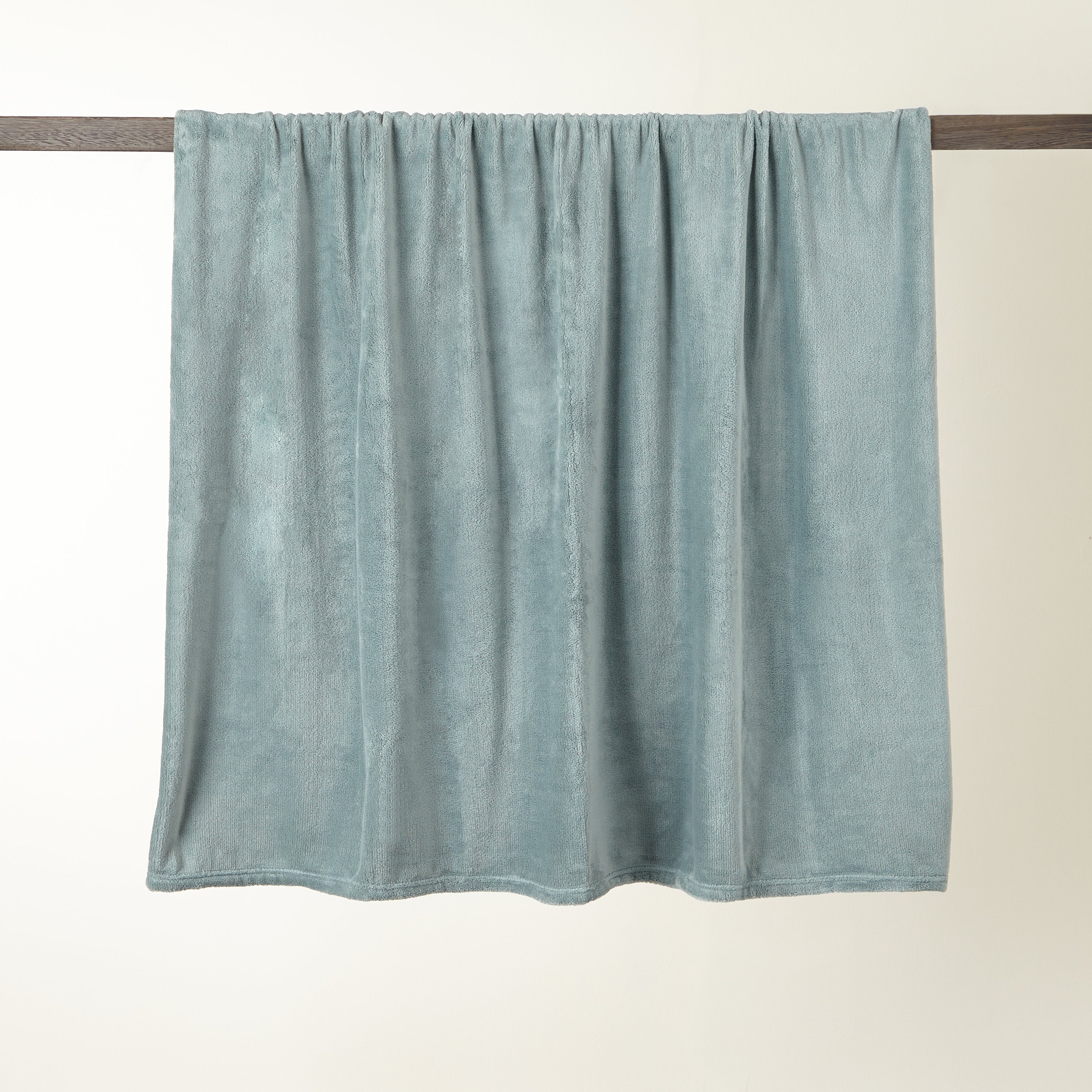 Soft Fleece 130cm X 170cm Throw Blue