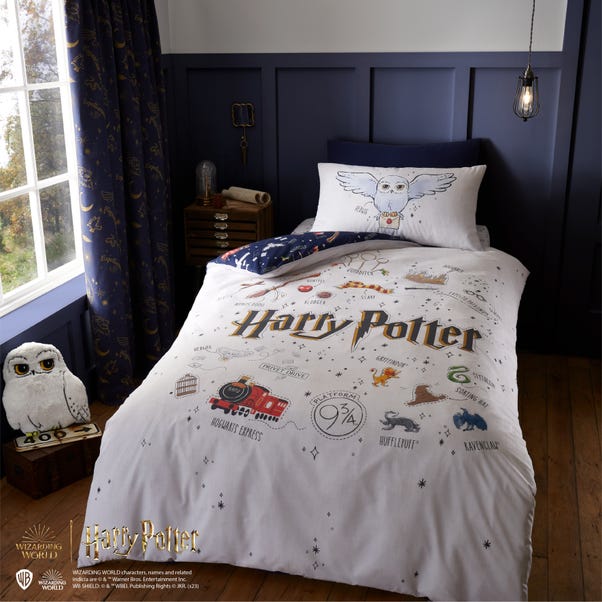 Harry Potter Doodle Duvet Cover and Pillowcase Set image 1 of 9