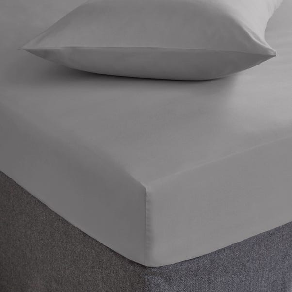 Soft & Easycare 28cm Fitted Sheet image 1 of 1