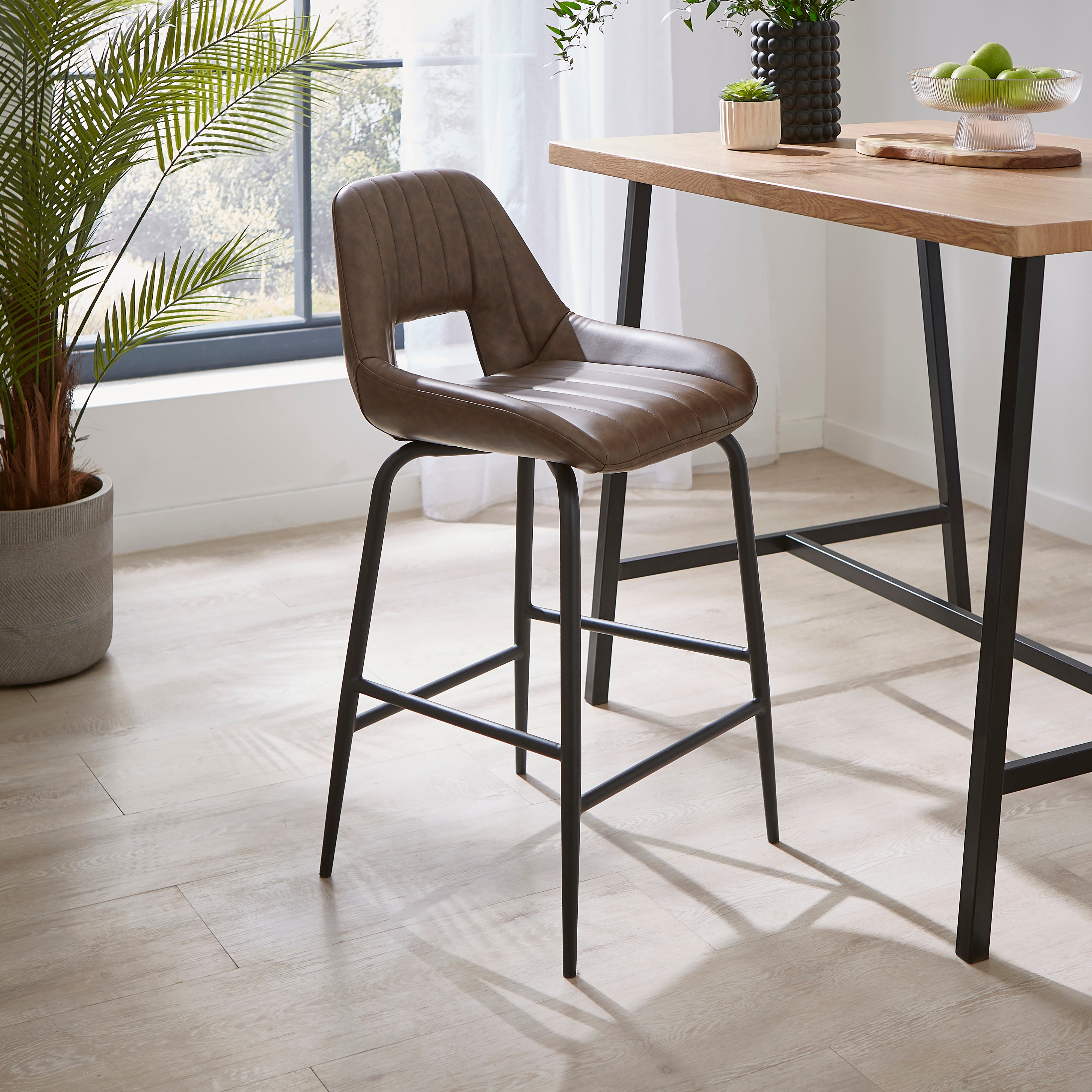 Arden Bar Stool Faux Leather Brown