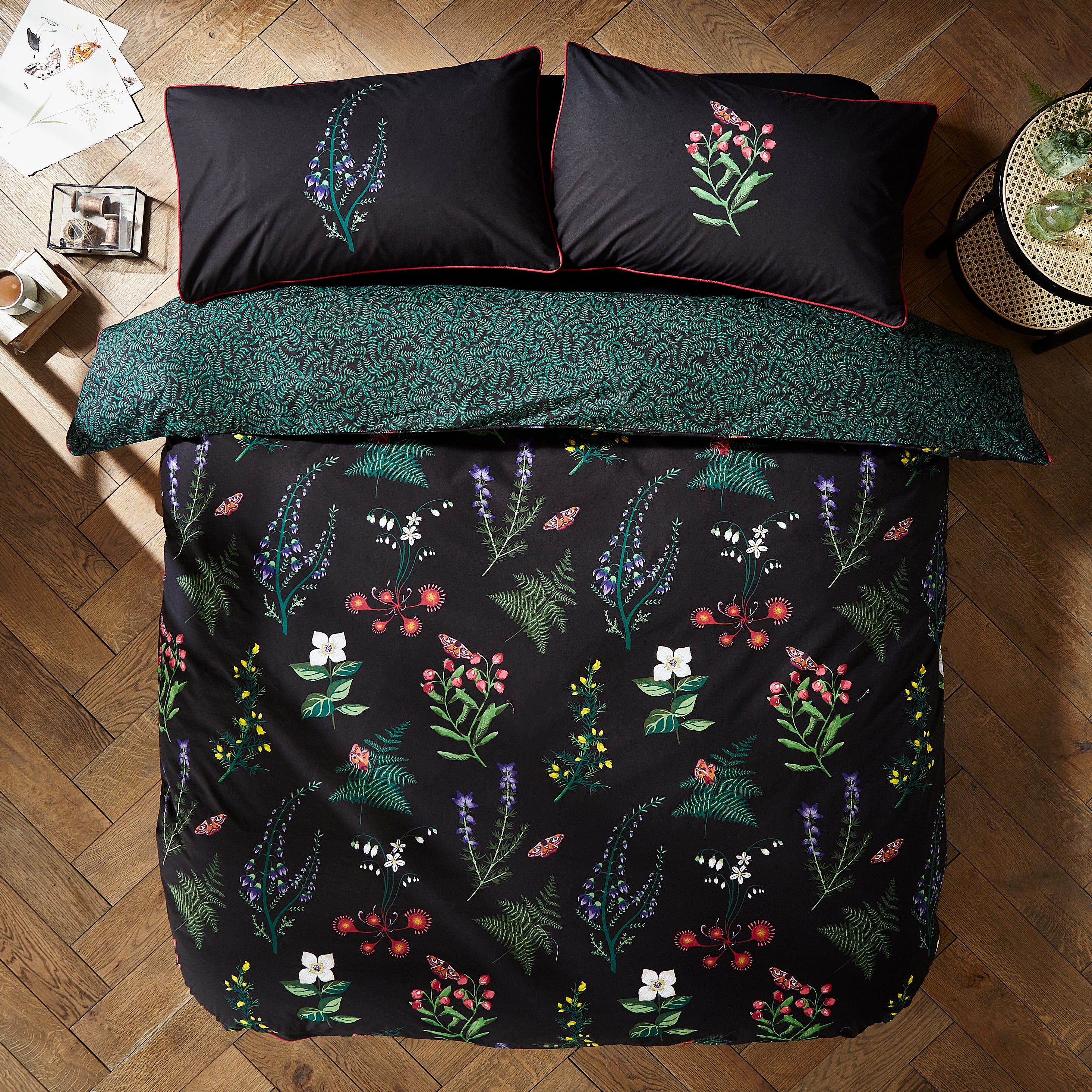 Moorland Flora Black Duvet Cover And Pillowcase Set Black