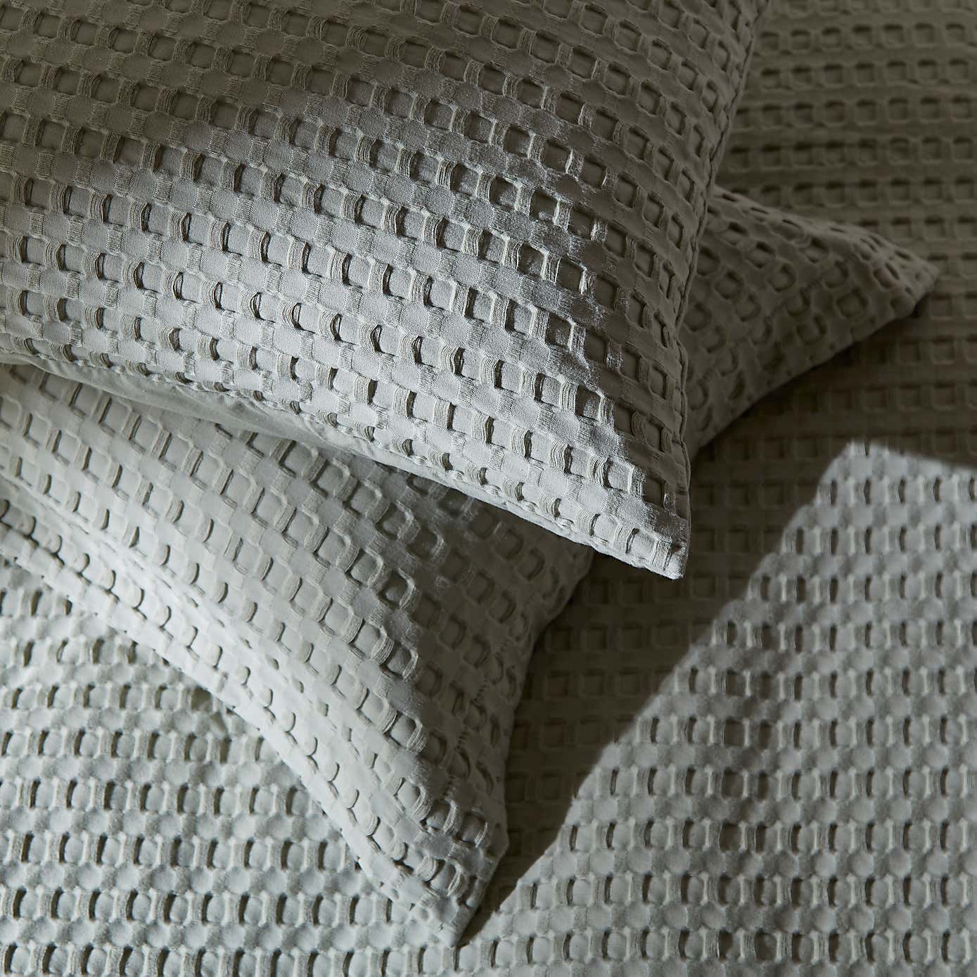 Carousel zoom image position 4 of 5