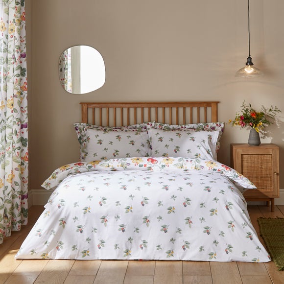 Autumn Botanical Sage Green Duvet Cover and Pillowcase Set Dunelm