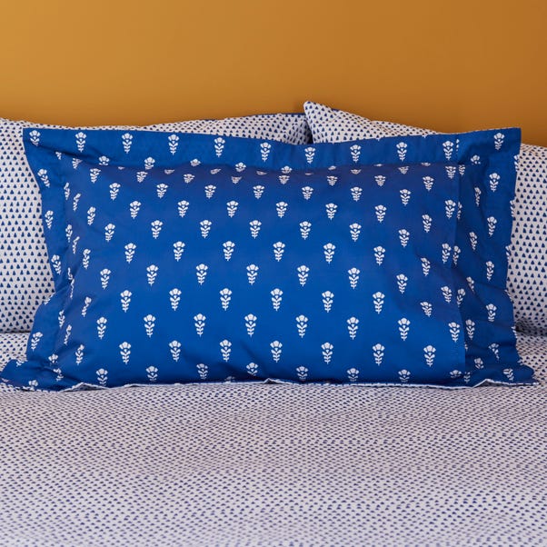 Bonnie Blue Oxford Pillowcase image 1 of 5