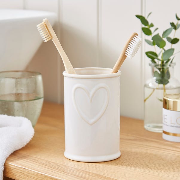 Country Hearts Toothbrush Holder image 1 of 3