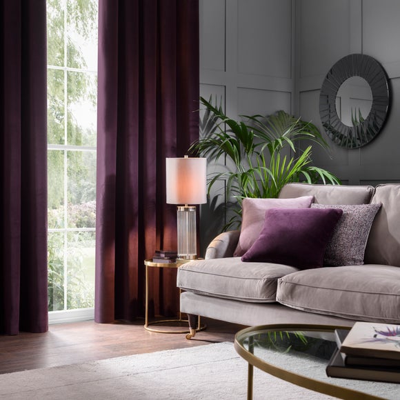 Carousel navigation image position 4 of 8